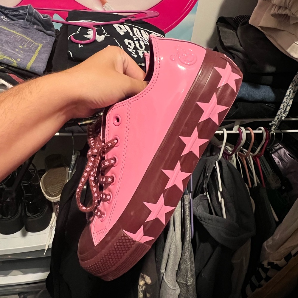 Miley Cyrus x Converse sz 8